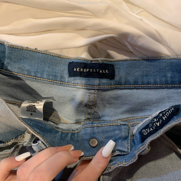 Aeropostale light wash jeans - Picture 2 of 4